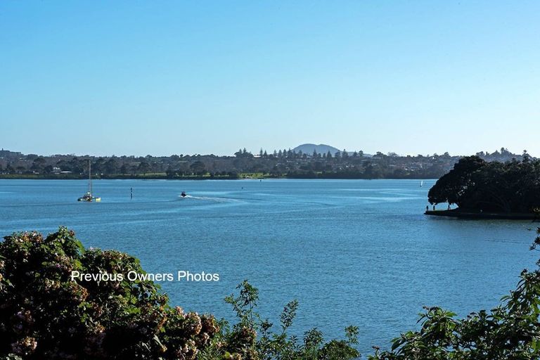 Photo of property in 2/89 Fisher Parade, Sunnyhills, Auckland, 2010