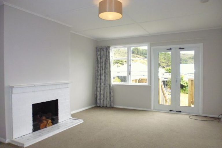 Photo of property in 26-28 Judd Crescent, Naenae, Lower Hutt, 5011
