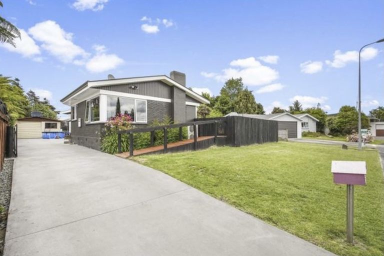 Photo of property in 27 Rossiter Place, Chartwell, Hamilton, 3210