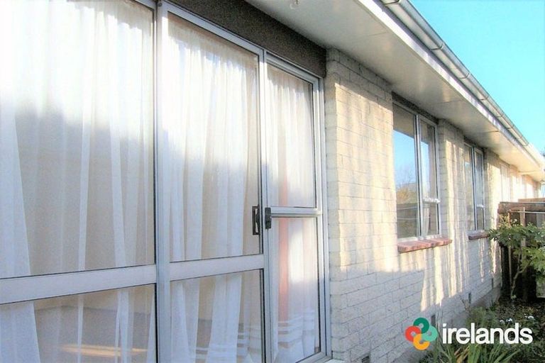 Photo of property in 2/58 Mathesons Road, Phillipstown, Christchurch, 8011