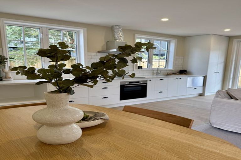 Photo of property in 62a Wilsons Road, Saint Martins, Christchurch, 8022