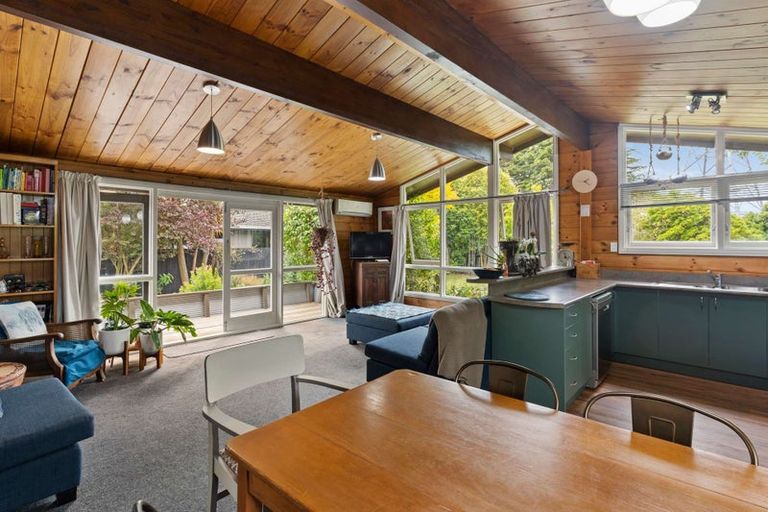 Photo of property in 417 Avonhead Road, Avonhead, Christchurch, 8042