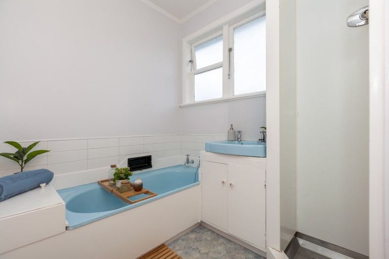 Photo of property in 11 Grange Park Avenue, Raumati South, Paraparaumu, 5032