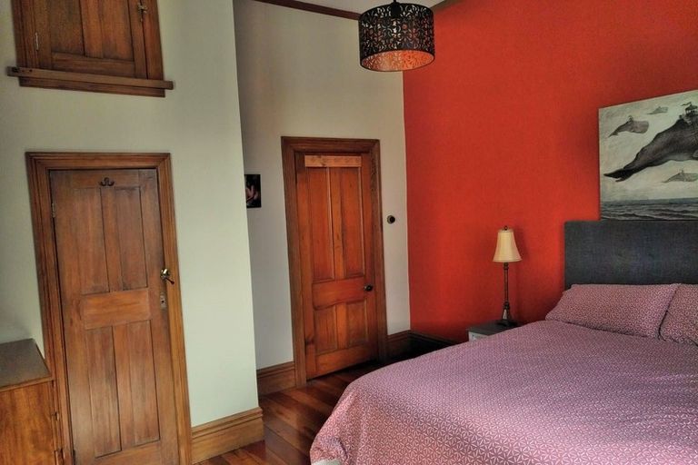 Photo of property in 17 Poplar Grove, Thorndon, Wellington, 6011