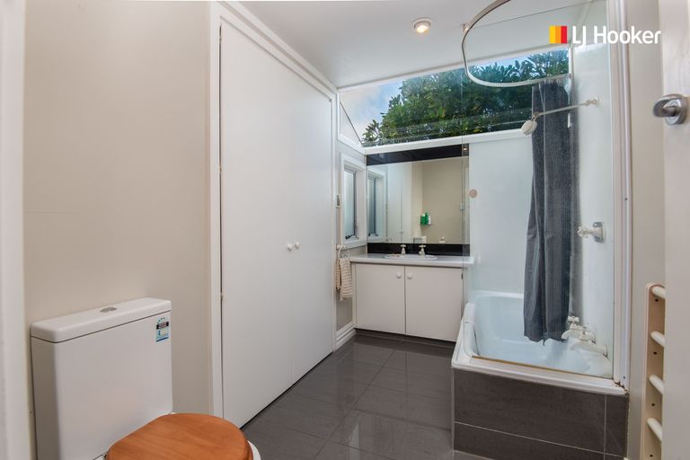 Photo of property in 16 Hunt Street, Andersons Bay, Dunedin, 9013