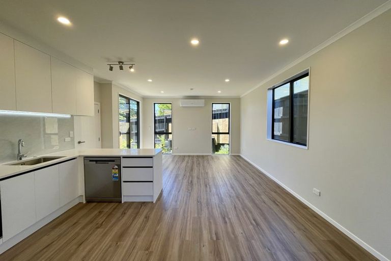 Photo of property in 42b Bond Crescent, Forrest Hill, Auckland, 0620