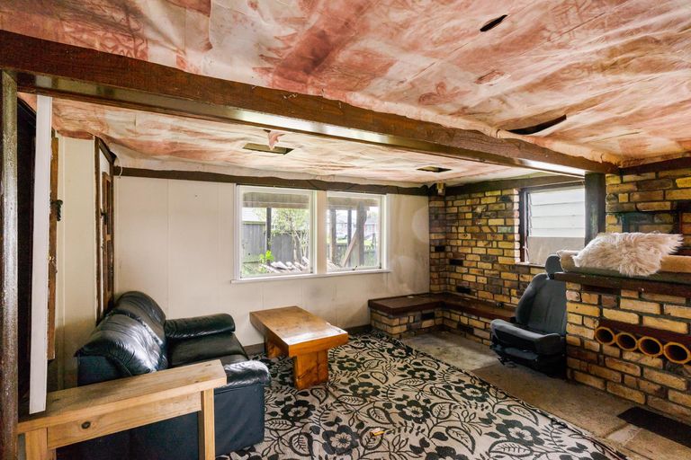 Photo of property in 16 Mckinstry Avenue, Mangere East, Auckland, 2024