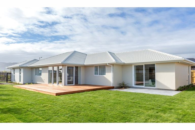 Photo of property in 48 Summersfield Boulevard, Appleby, Richmond, 7020