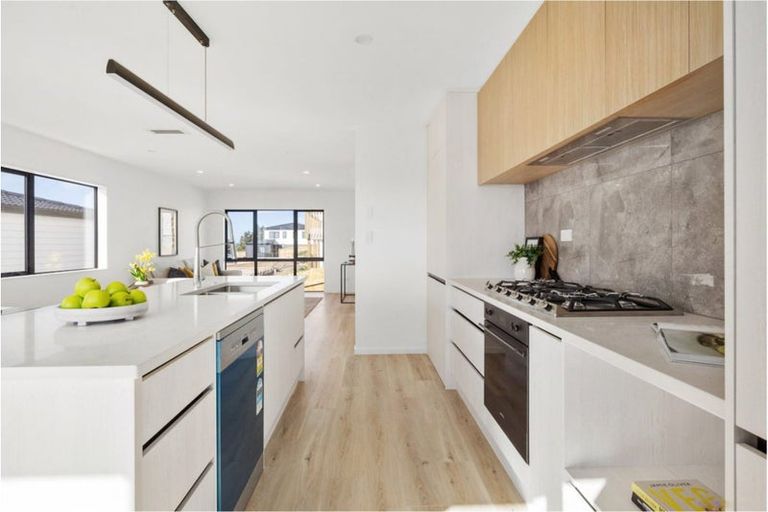 Photo of property in 60a Cape Hill Road, Pukekohe, 2120