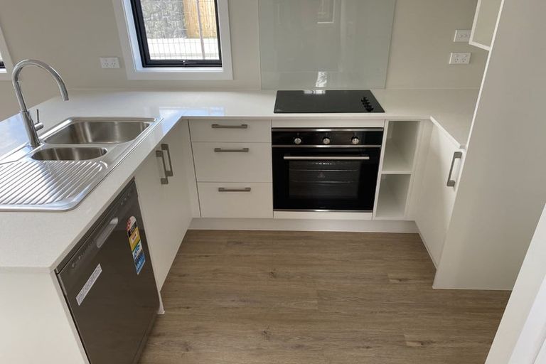 Photo of property in 1/125b Metcalfe Road, Ranui, Auckland, 0612