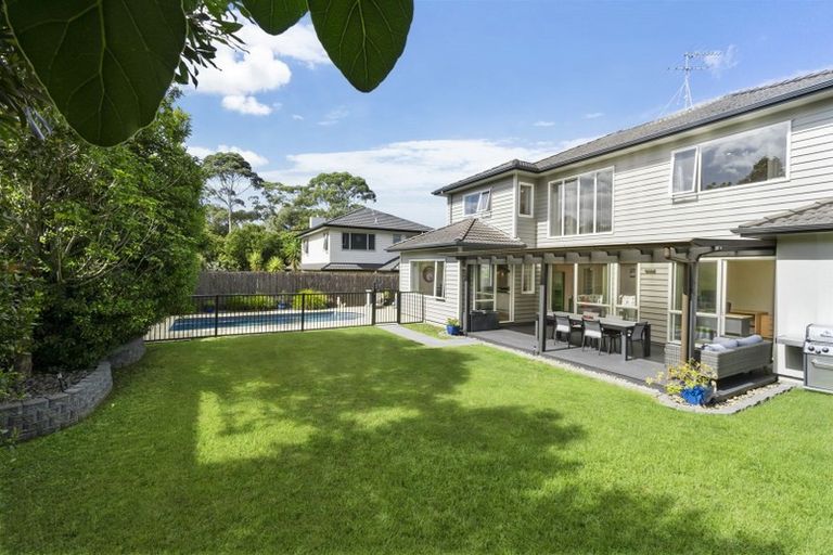 Photo of property in 51 Fairview Avenue, Fairview Heights, Auckland, 0632