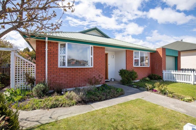 Photo of property in 1 Finlay Street, Alexandra, 9320