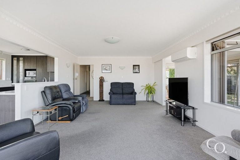 Photo of property in 4 Laing Place, Otumoetai, Tauranga, 3110