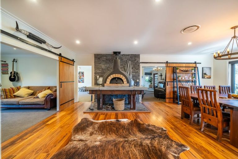 Photo of property in 53 State Highway 58, Pauatahanui, Porirua, 5381