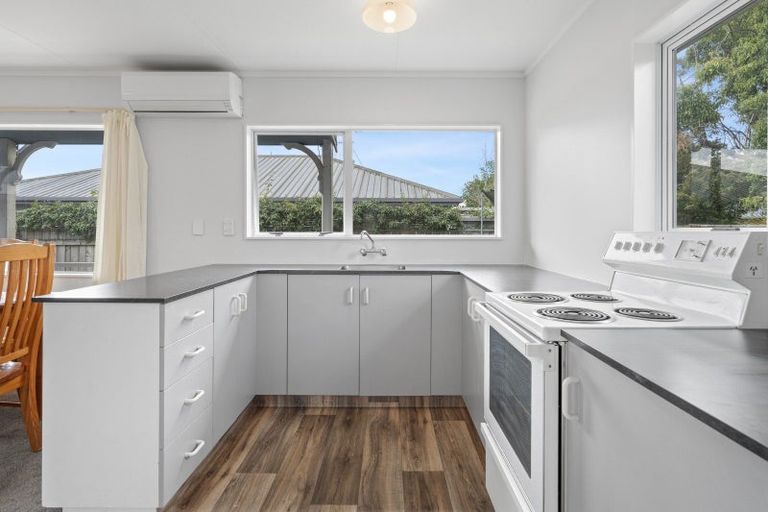 Photo of property in 2/62 Parkers Road, Tahunanui, Nelson, 7011