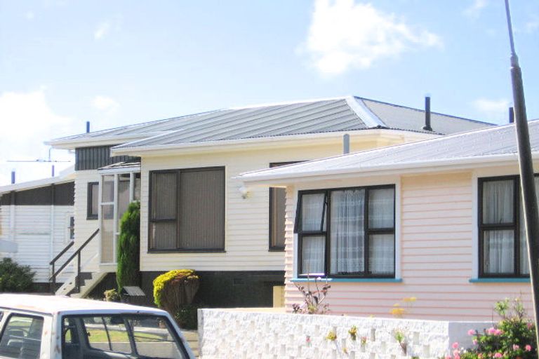 Photo of property in 18 Ontario Street, Kingston, Wellington, 6021