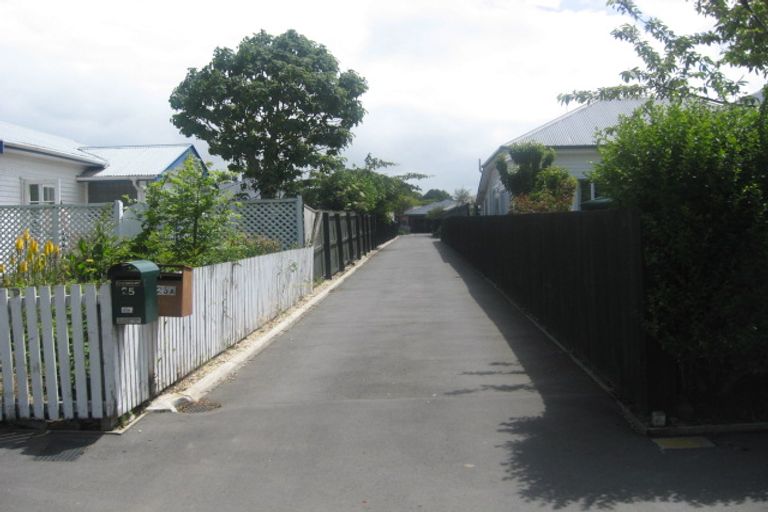 Photo of property in 27 Norwood Street, Beckenham, Christchurch, 8023