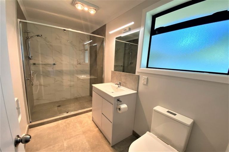 Photo of property in 24 Caltra Place, East Tamaki, Auckland, 2016