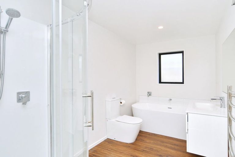 Photo of property in 16 Chambers Avenue, Woodend, 7610