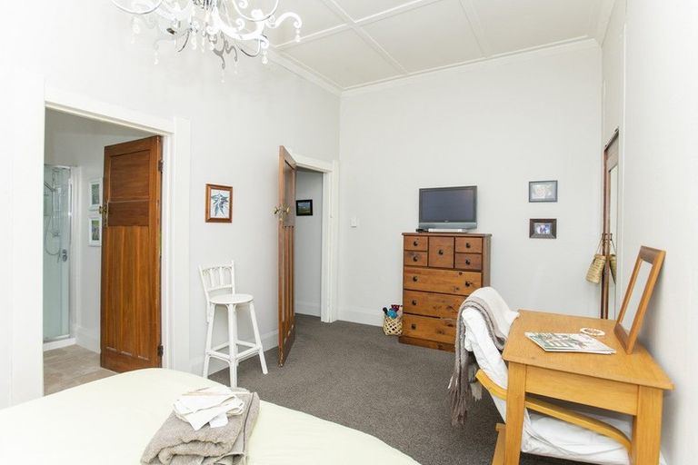 Photo of property in 6 Iranui Road, Inner Kaiti, Gisborne, 4010