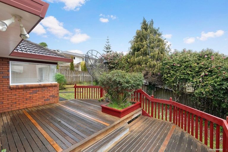 Photo of property in 7 Anure Place, Highland Park, Auckland, 2010