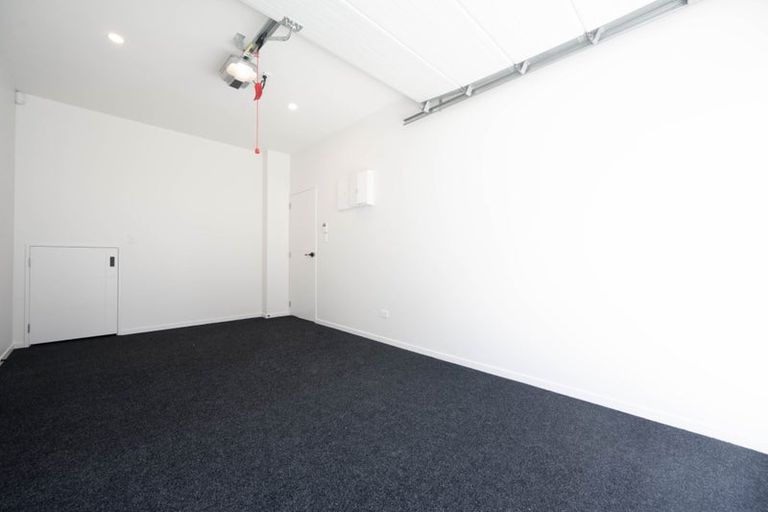 Photo of property in 108e Taikata Road, Te Atatu Peninsula, Auckland, 0610