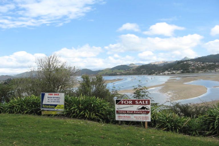 Photo of property in 171 Paku Drive, Tairua, 3508