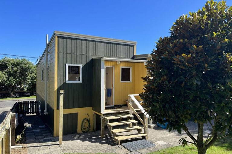 Photo of property in 10a Aorangi Road, Paraparaumu, 5032