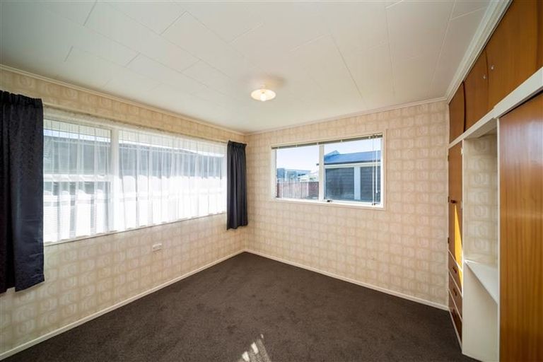 Photo of property in 10 Davidson Street, Hawera, 4610