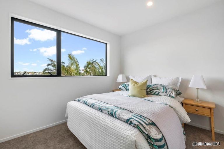 Photo of property in 112b Eversleigh Road, Belmont, Auckland, 0622