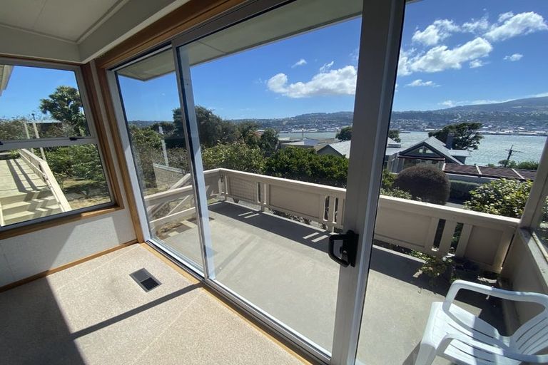 Photo of property in 11 Cornwall Street, Vauxhall, Dunedin, 9013