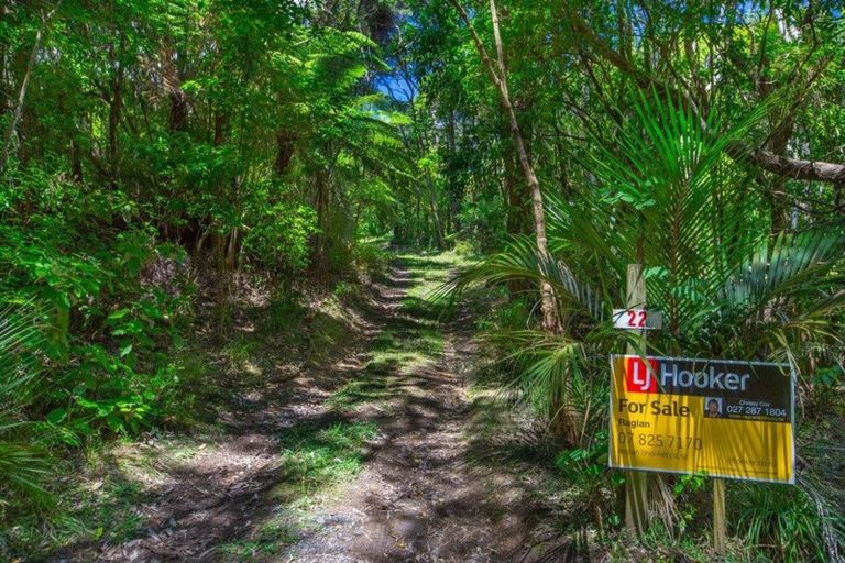 Photo of property in 22 Te Tuhi Road, Raglan, 3297