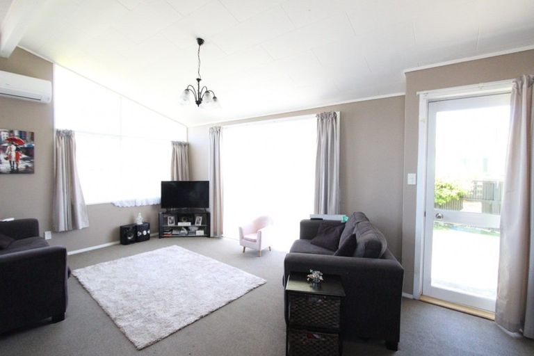 Photo of property in 15 George Street, Pahiatua, 4910