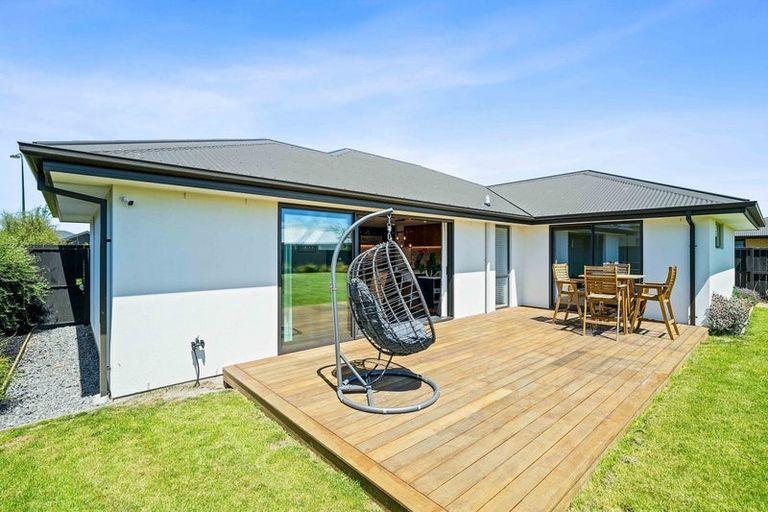 Photo of property in 8 Glenmark Drive, Darfield, 7510