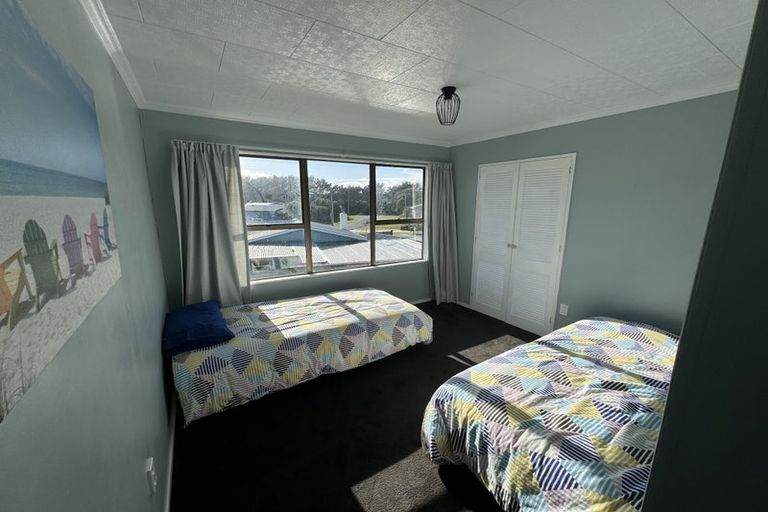 Photo of property in 13 Signal Street, Foxton Beach, Foxton, 4815