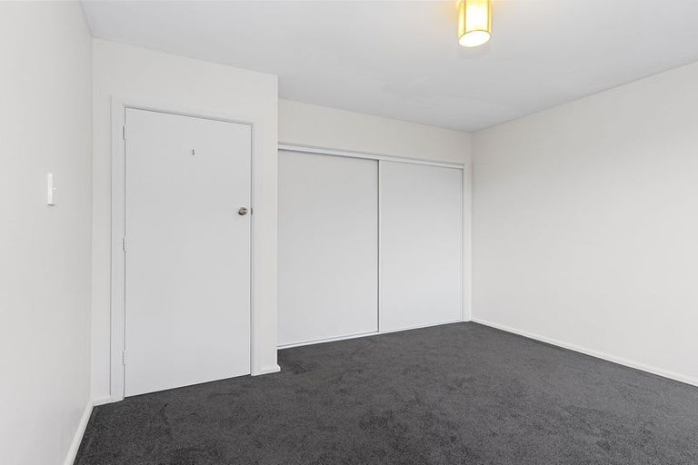 Photo of property in 4/104a Idris Road, Bryndwr, Christchurch, 8052