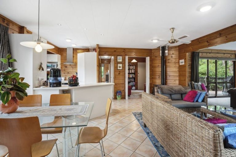 Photo of property in 331 Point Wells Road, Point Wells, 0986