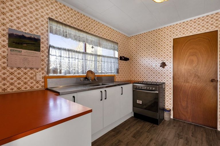 Photo of property in 2/19 Kenmore Street, Westown, New Plymouth, 4310