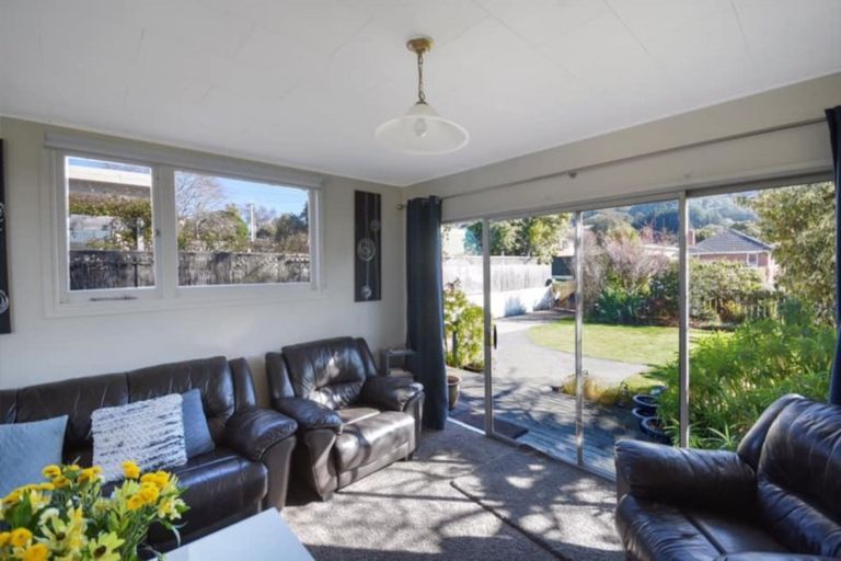 Photo of property in 7 Derwent Street, Helensburgh, Dunedin, 9010