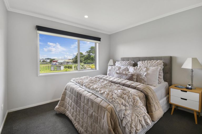 Photo of property in 260 Urquhart Road, Karaka, Papakura, 2580