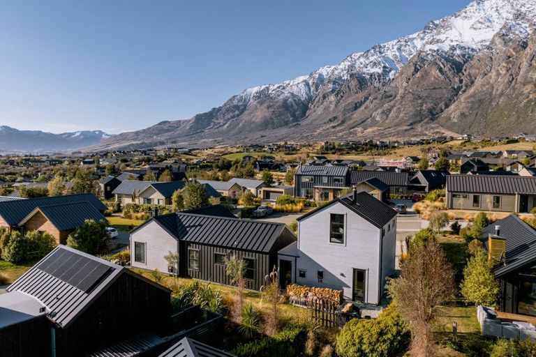 Photo of property in 7 Polperro Court, Jacks Point, Queenstown, 9371