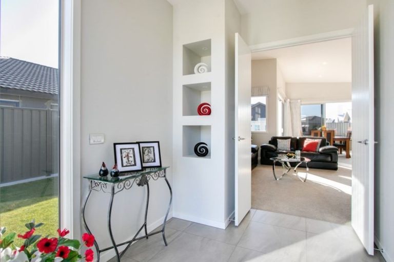 Photo of property in 6 Ruahine Road, Poraiti, Napier, 4112