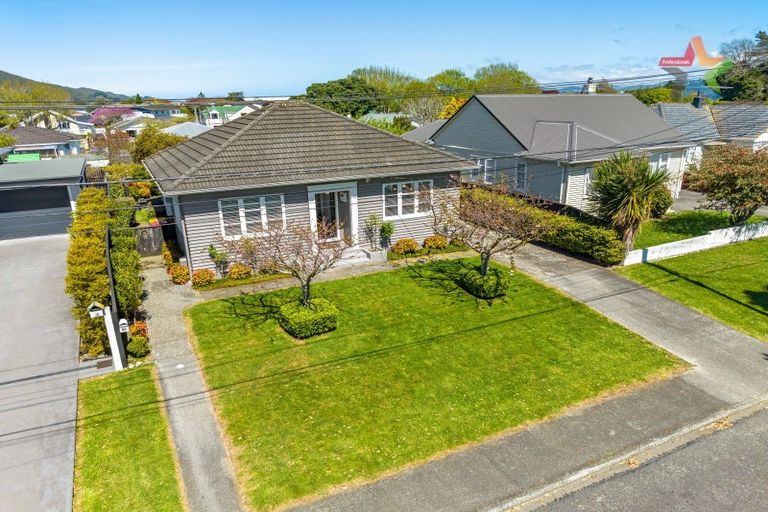 Photo of property in 21 Kingston Street, Boulcott, Lower Hutt, 5011