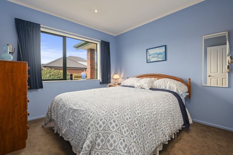 Photo of property in 9 Brookside Close, Highbury, Palmerston North, 4412