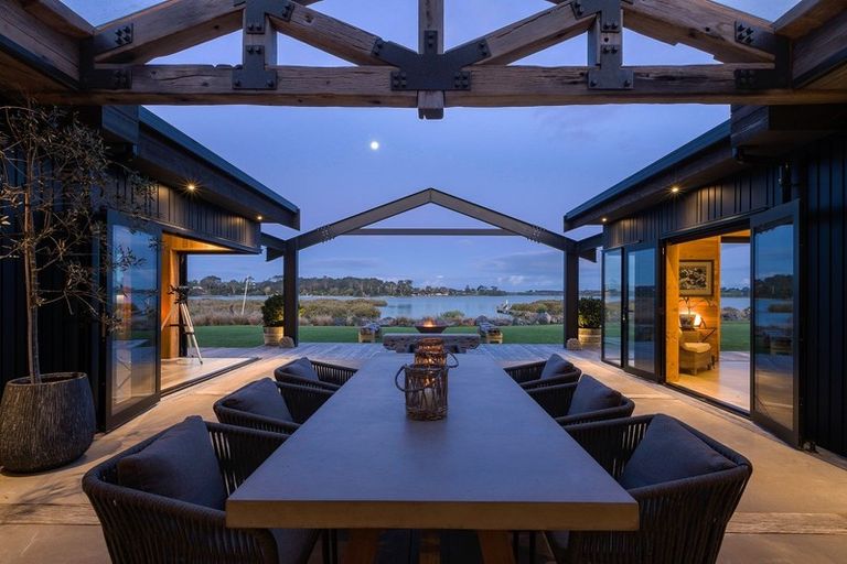 Photo of property in 68 Molesworth Drive, Mangawhai, 0505