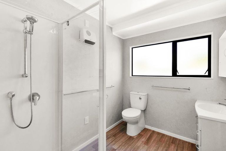 Photo of property in Rimu Village, 17/72 Rimu Road, Raumati Beach, Paraparaumu, 5032