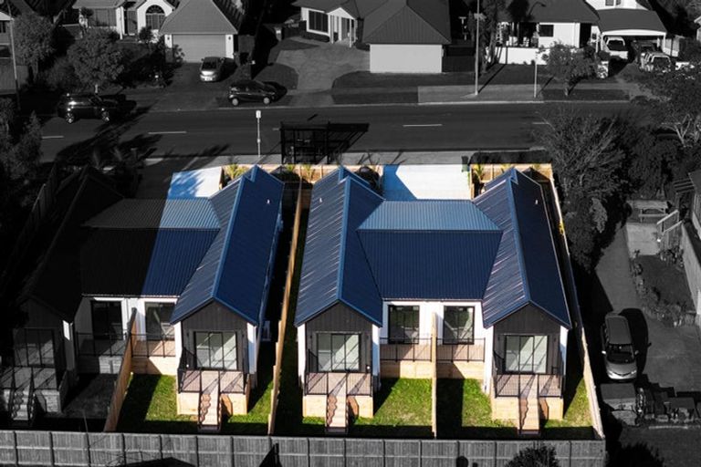 Photo of property in 2/18 Church Road, Mangere Bridge, Auckland, 2022