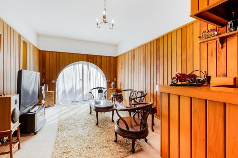 Photo of property in 768 South Titirangi Road, Titirangi, Auckland, 0604