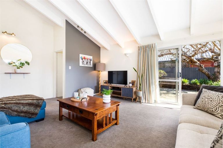 Photo of property in 5 Sayers Crescent, Ilam, Christchurch, 8041