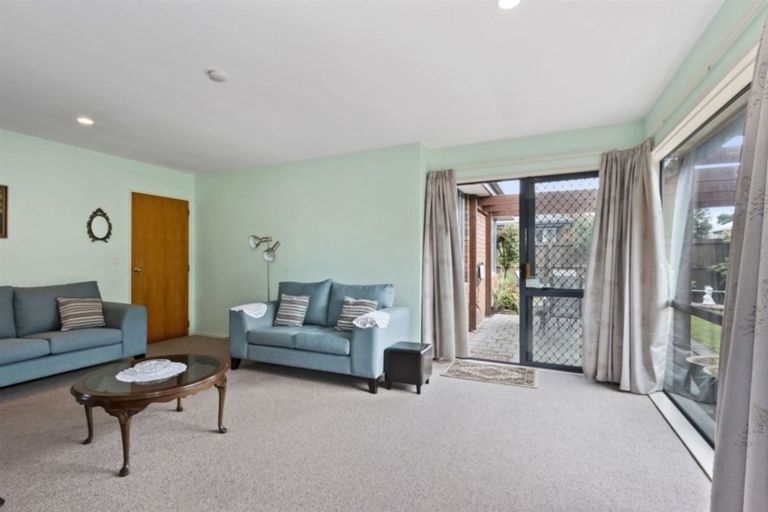 Photo of property in 15 Pearce Place, Kaiapoi, 7630